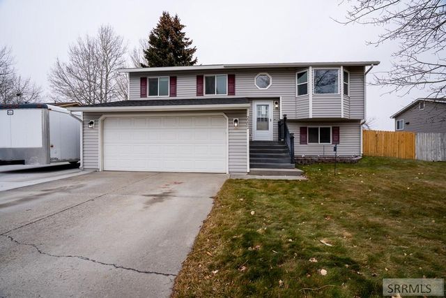 2202 W Saddle Lane, Idaho Falls, ID 83402