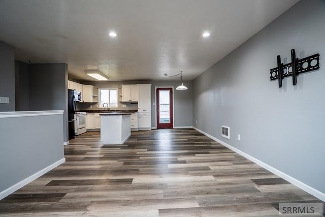 2202 W Saddle Lane, Idaho Falls, ID 83402