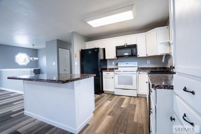 2202 W Saddle Lane, Idaho Falls, ID 83402