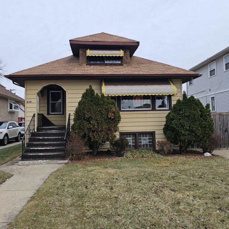 2125 S 3rd Avenue, Maywood, IL 60153