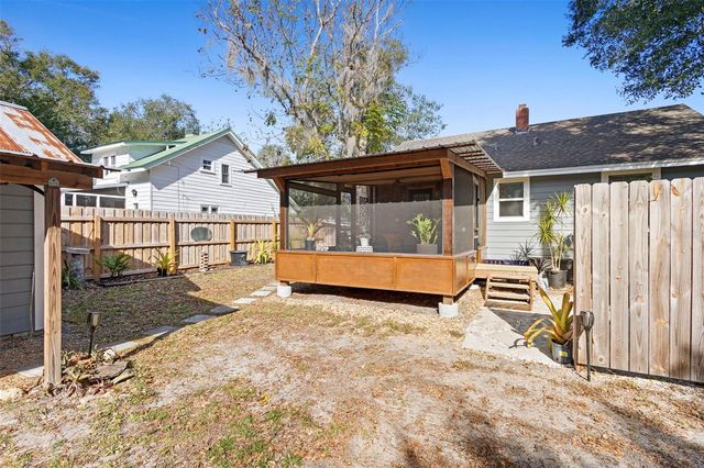 534 W PENNSYLVANIA AVENUE, Deland, FL 32720