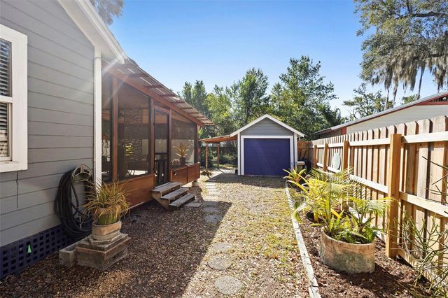 534 W PENNSYLVANIA AVENUE, Deland, FL 32720