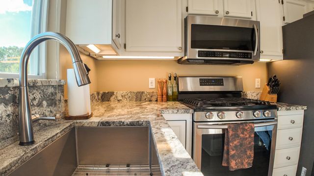 12211 Ives Meadow Lane NE, Cedar Springs, MI 49319