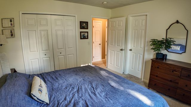 12211 Ives Meadow Lane NE, Cedar Springs, MI 49319