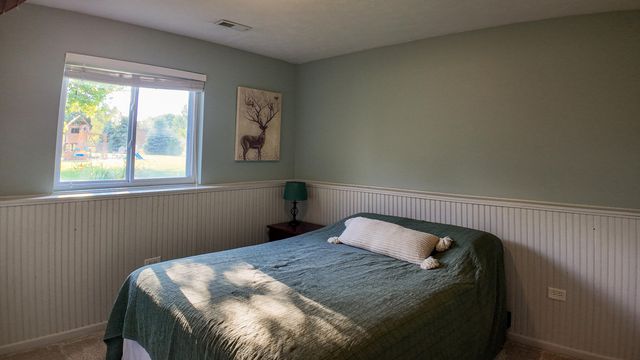 12211 Ives Meadow Lane NE, Cedar Springs, MI 49319