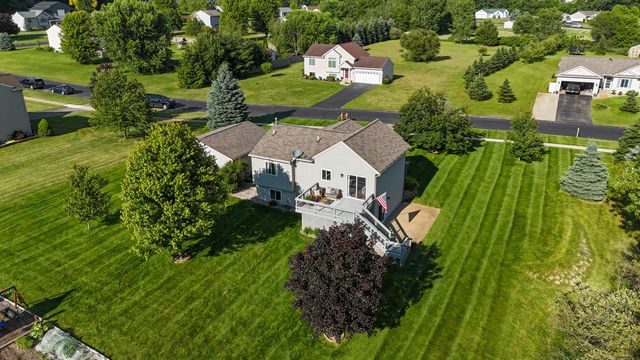 12211 Ives Meadow Lane NE, Cedar Springs, MI 49319