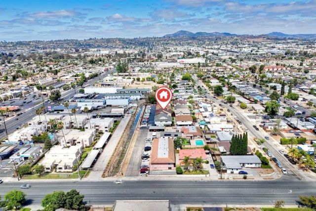 976 N Mollison, El Cajon, CA 92021