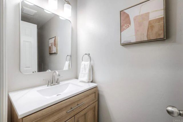 976 N Mollison, El Cajon, CA 92021