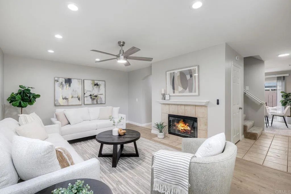 976 N Mollison, El Cajon, CA 92021