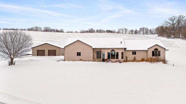 W20744 Hammer LANE, Galesville, WI 54630