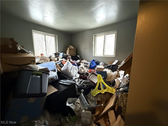 2194 Regina Road, Akron, OH 44320