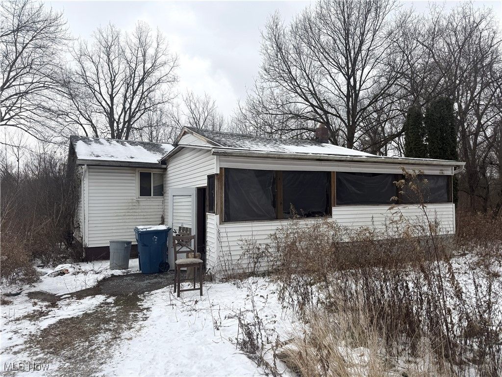 2194 Regina Road, Akron, OH 44320