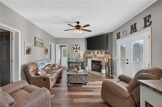 5142 New Hope Church Road, Asheboro, NC 27205
