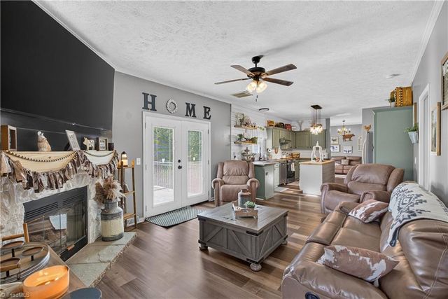 5142 New Hope Church Road, Asheboro, NC 27205
