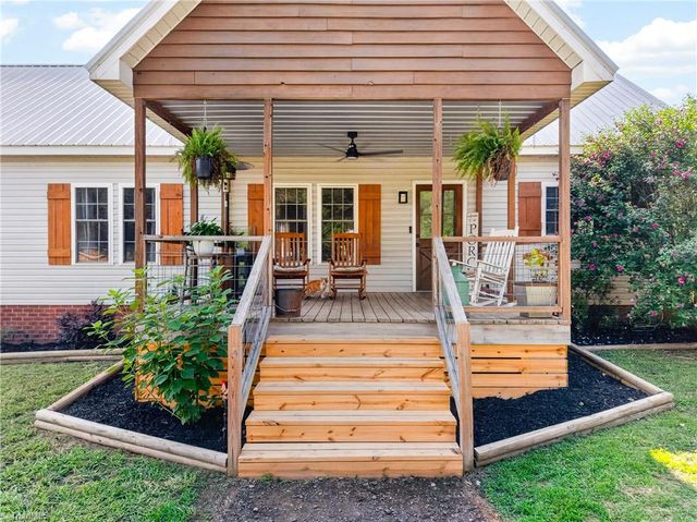 5142 New Hope Church Road, Asheboro, NC 27205