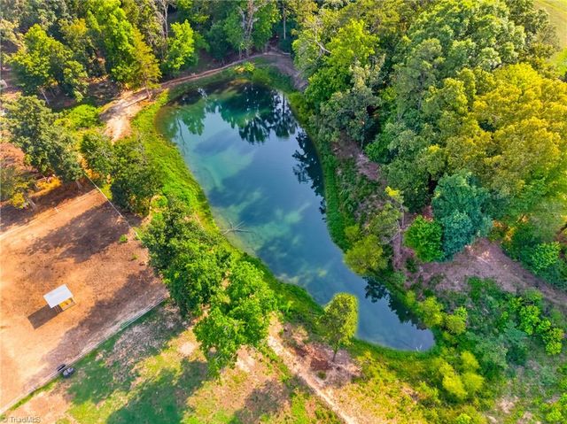 5142 New Hope Church Road, Asheboro, NC 27205