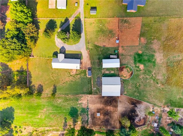 5142 New Hope Church Road, Asheboro, NC 27205