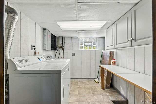 2710 Electric Avenue, Port Huron, MI 48060