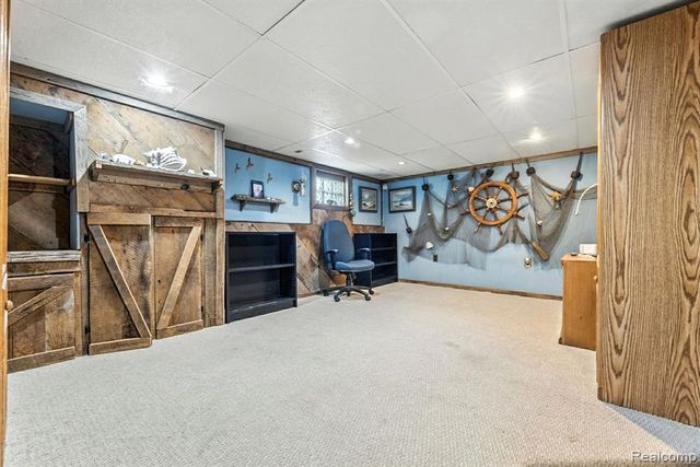 2710 Electric Avenue, Port Huron, MI 48060