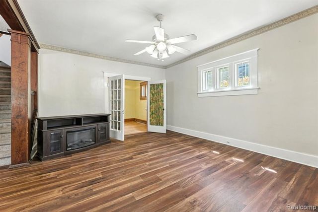 2710 Electric Avenue, Port Huron, MI 48060