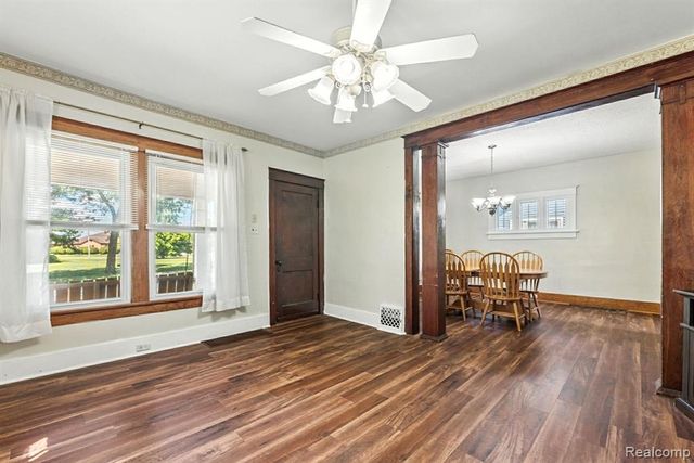 2710 Electric Avenue, Port Huron, MI 48060