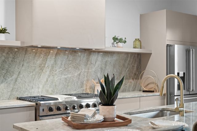 1508 Holly Avenue, Dallas, TX 75204