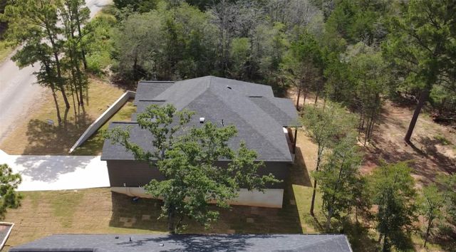 165 Lamaloa LN, Bastrop, TX 78602