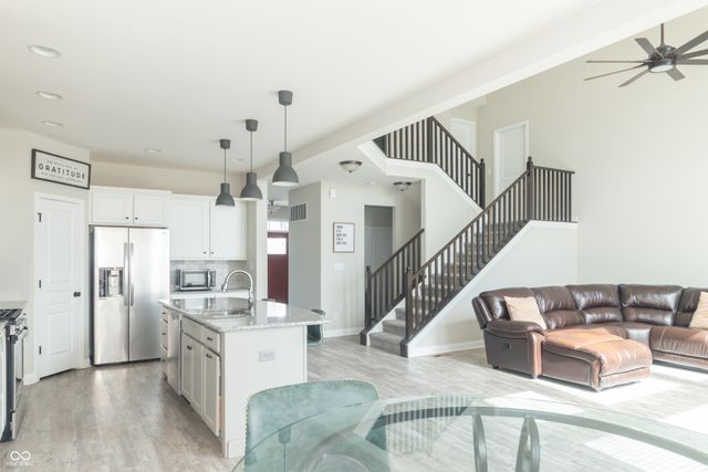 6481 Treeline Lane, Mccordsville, IN 46055