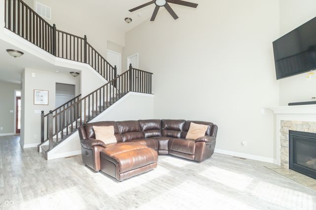 6481 Treeline Lane, Mccordsville, IN 46055