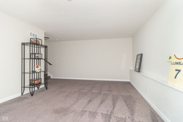 6481 Treeline Lane, Mccordsville, IN 46055