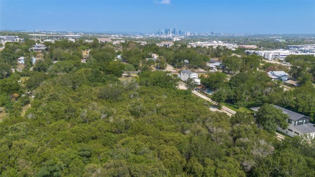 2305 Thrasher LN, Austin, TX 78741