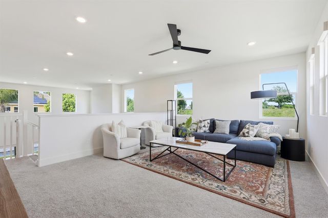 204 McKays Point Pl, West Sacramento, CA 95605