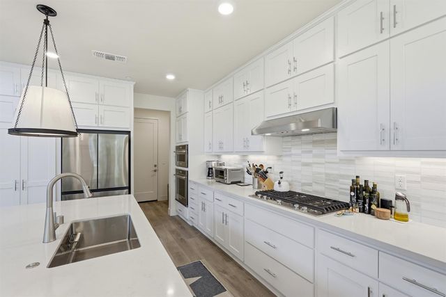 204 McKays Point Pl, West Sacramento, CA 95605