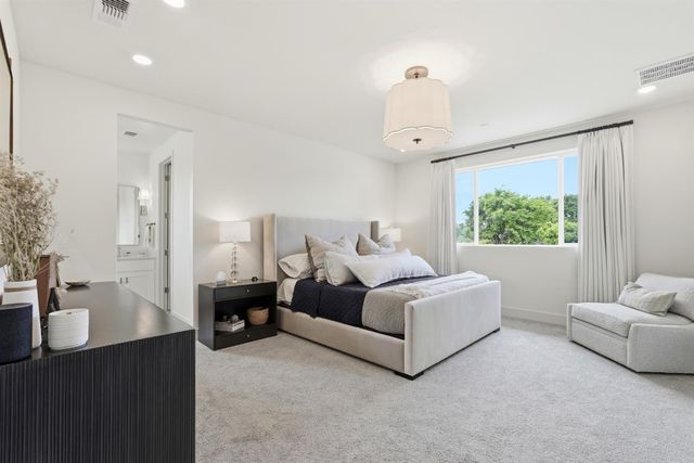 204 McKays Point Pl, West Sacramento, CA 95605