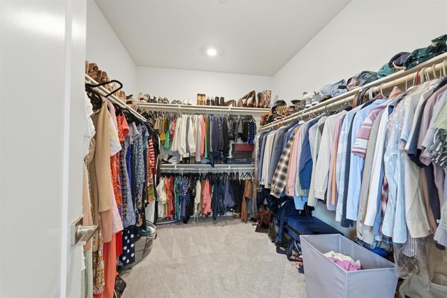 204 McKays Point Pl, West Sacramento, CA 95605