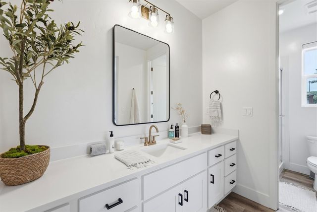 204 McKays Point Pl, West Sacramento, CA 95605