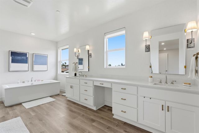 204 McKays Point Pl, West Sacramento, CA 95605