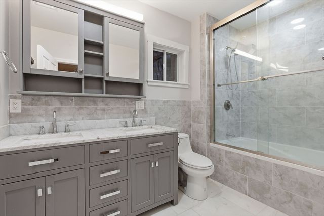 318 Comncord Ave 318, Cambridge, MA 02138