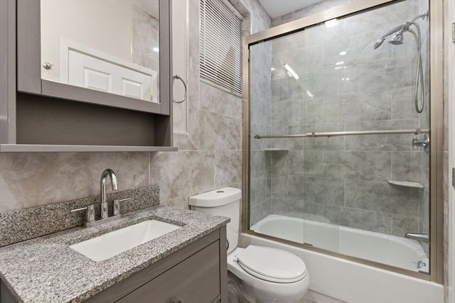 318 Comncord Ave 318, Cambridge, MA 02138
