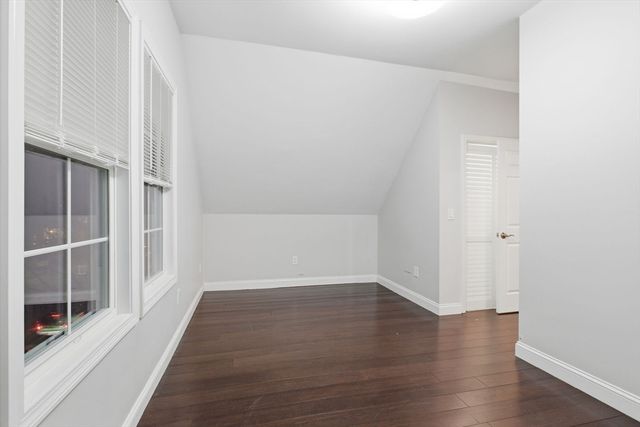 318 Comncord Ave 318, Cambridge, MA 02138