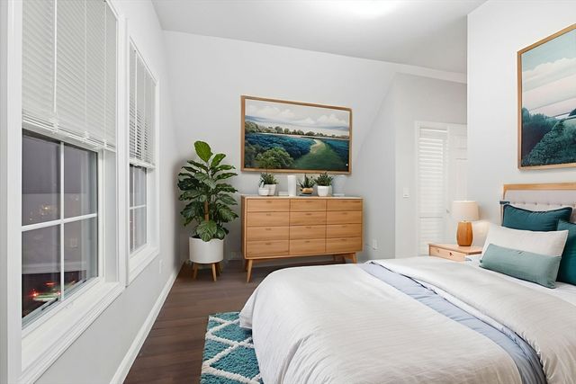 318 Comncord Ave 318, Cambridge, MA 02138