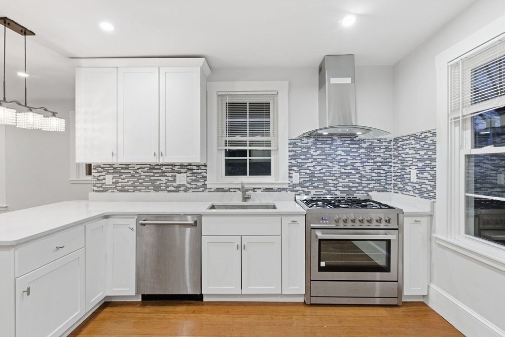 318 Comncord Ave 318, Cambridge, MA 02138