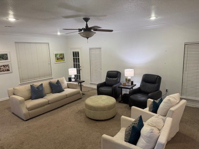 2580 E Neely Place, Fayetteville, AR 72701