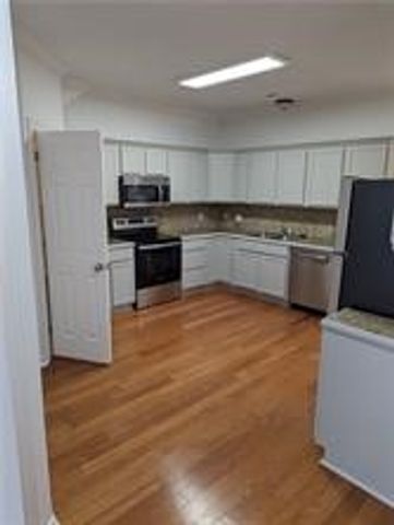 2580 E Neely Place, Fayetteville, AR 72701