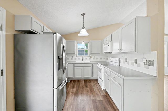 10403 W Rita Court, Wichita, KS 67209
