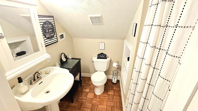 107 Lee, Leesville, LA 71446