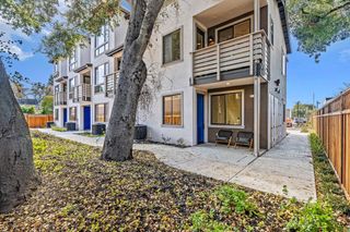 943 Woodside Road, Redwood City, CA 94061