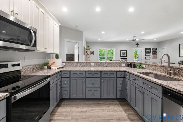3269 Lowry Rd, Columbia, VA 23038