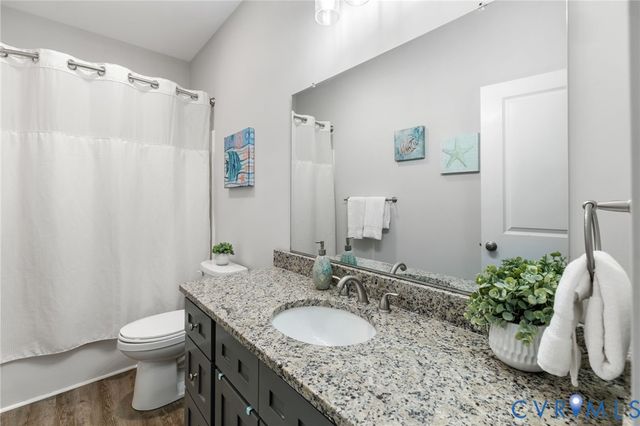 3269 Lowry Rd, Columbia, VA 23038