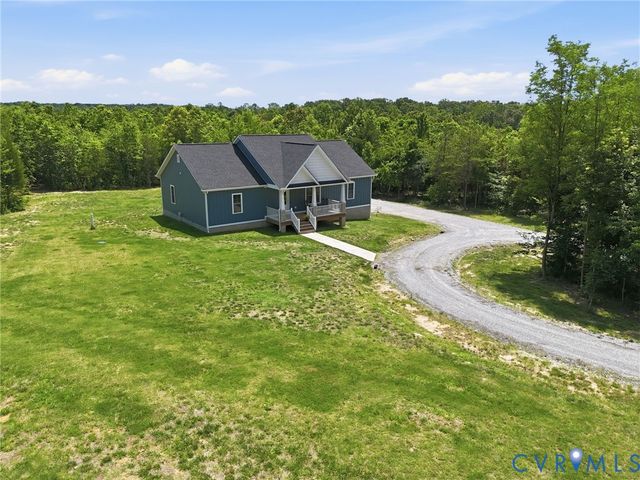 3269 Lowry Rd, Columbia, VA 23038